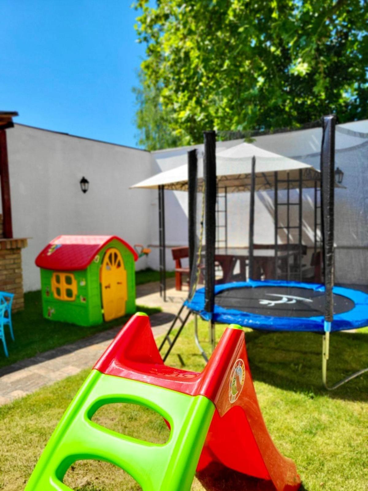 Villa Mystique Beograd Ngoại thất bức ảnh
